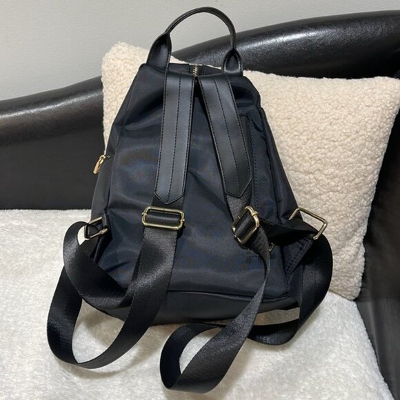 MRXFN Women's Backpack - Picture 7 of 16